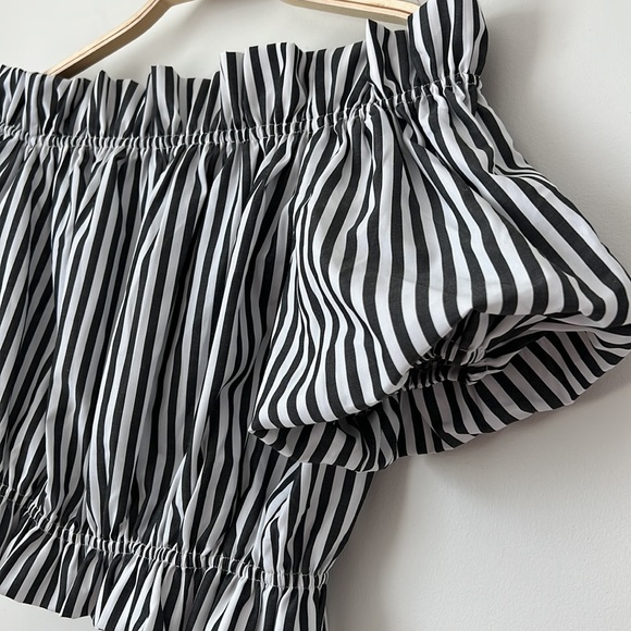 New INA crop top - Picture 2 of 4